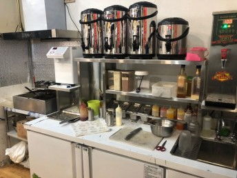 邢臺(tái)飲品店急轉(zhuǎn) 低價(jià)空轉(zhuǎn)或帶設(shè)備技術(shù)轉(zhuǎn)讓?zhuān)瑒?chuàng)業(yè)良機(jī)不容錯(cuò)過(guò)